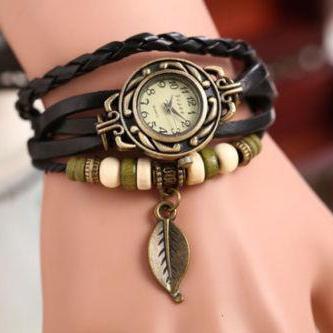 leaf watch, leaf leather watch, black bracelet watch, leather watch, bracelet watch, vintage watch, retro watch, woman watch, lady watch, girl watch, unisex watch, AP00142